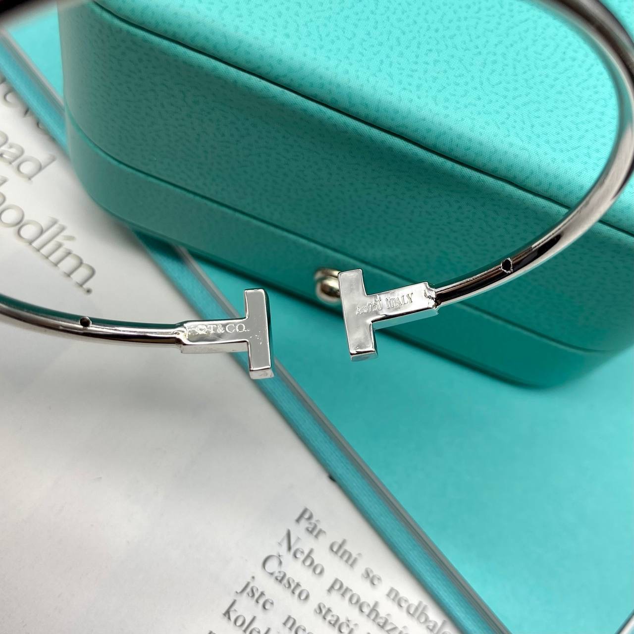 Фото браслета Tiffany & Co Wire 10307