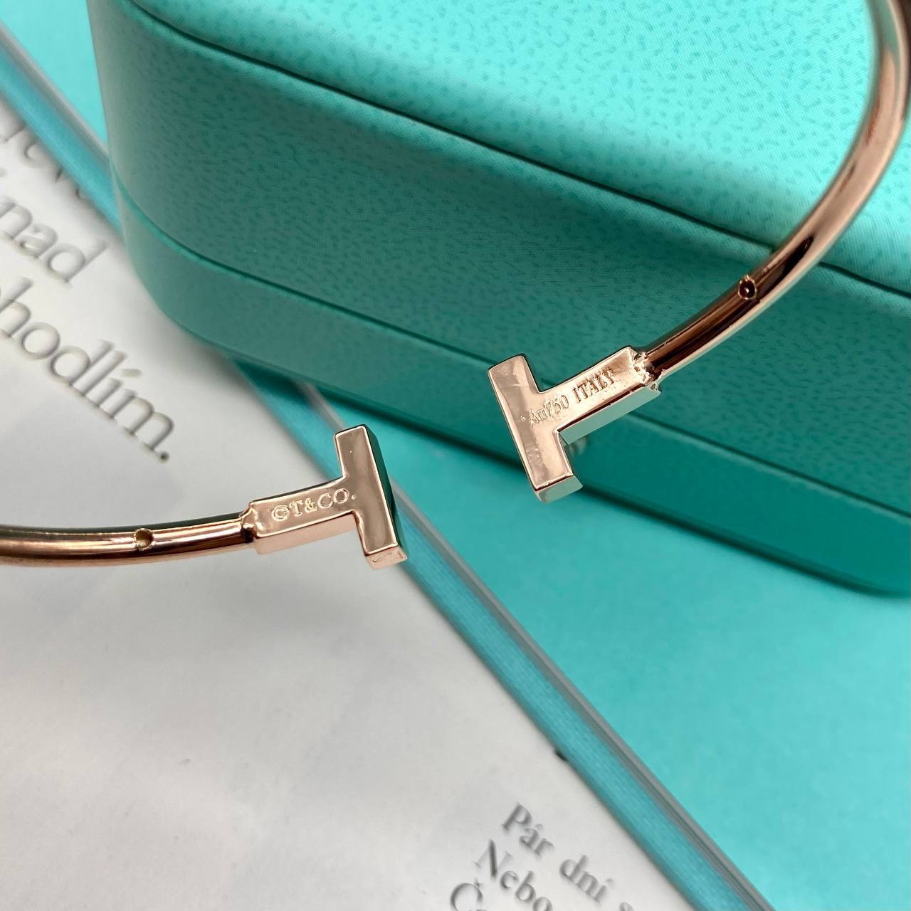 Фото браслета Tiffany & Co Wire 10312