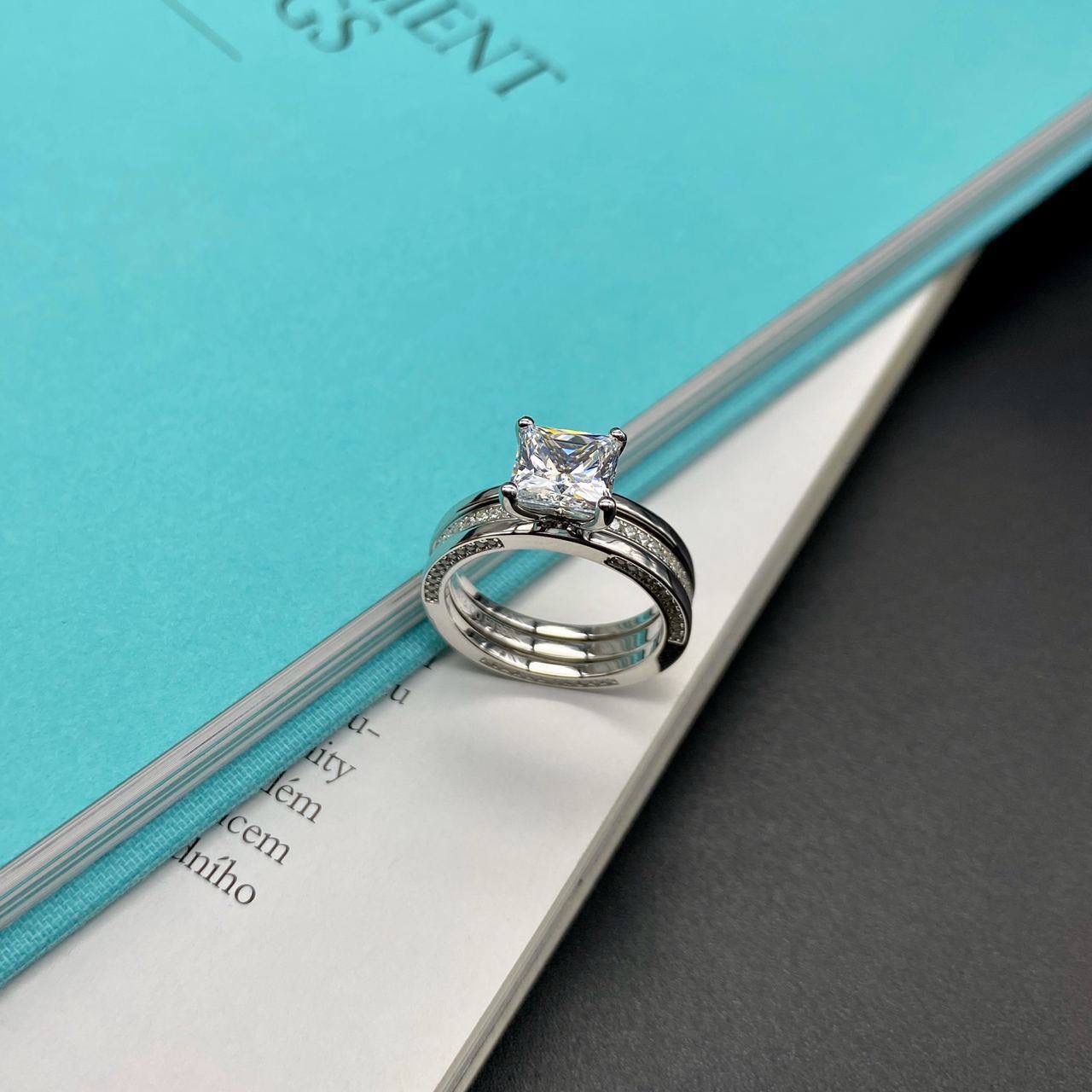 Фото кольца Tiffany & Co 10317