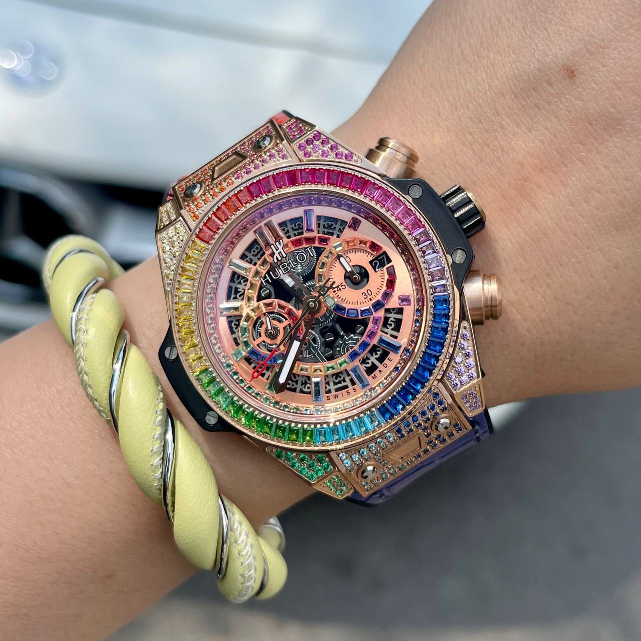 Фото часов Hublot Big Bang Rainbow King Gold 45 mm 10395