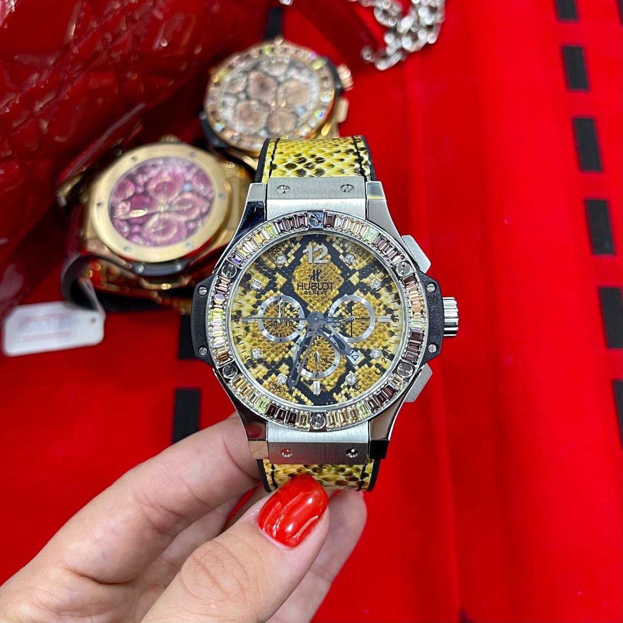 Фото часов Hublot Big Bang Boa Snake 44 mm 10398