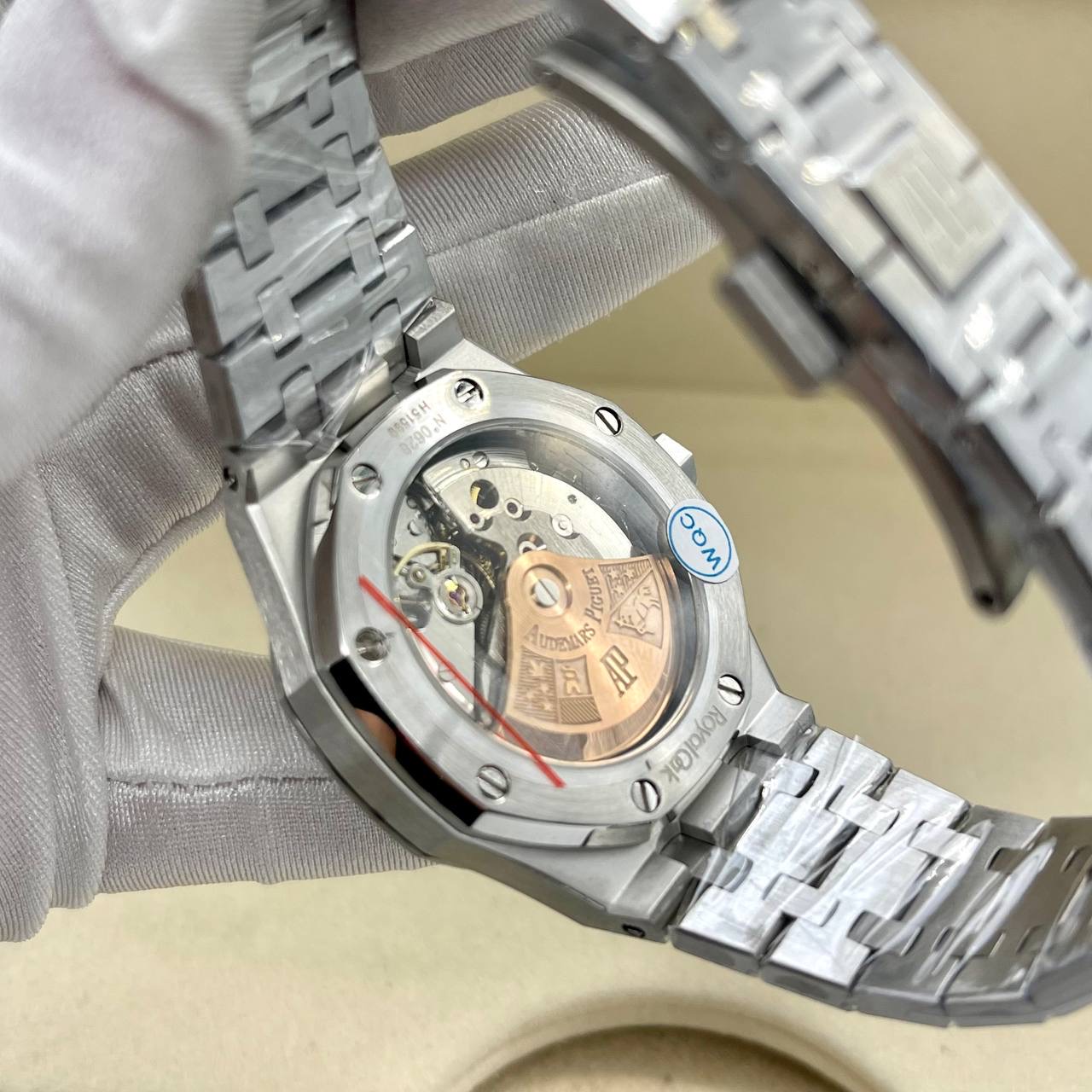 Фото часов Audemars Piguet Royal Oak Ladies Selfwinding 1017