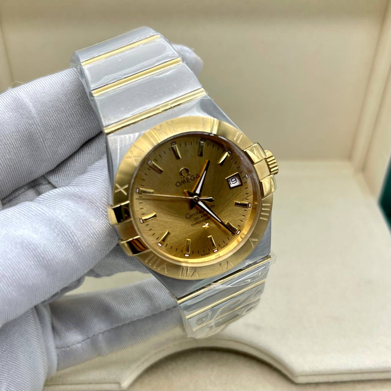 Фото часов Omega Constellation Co-axial Master 1041