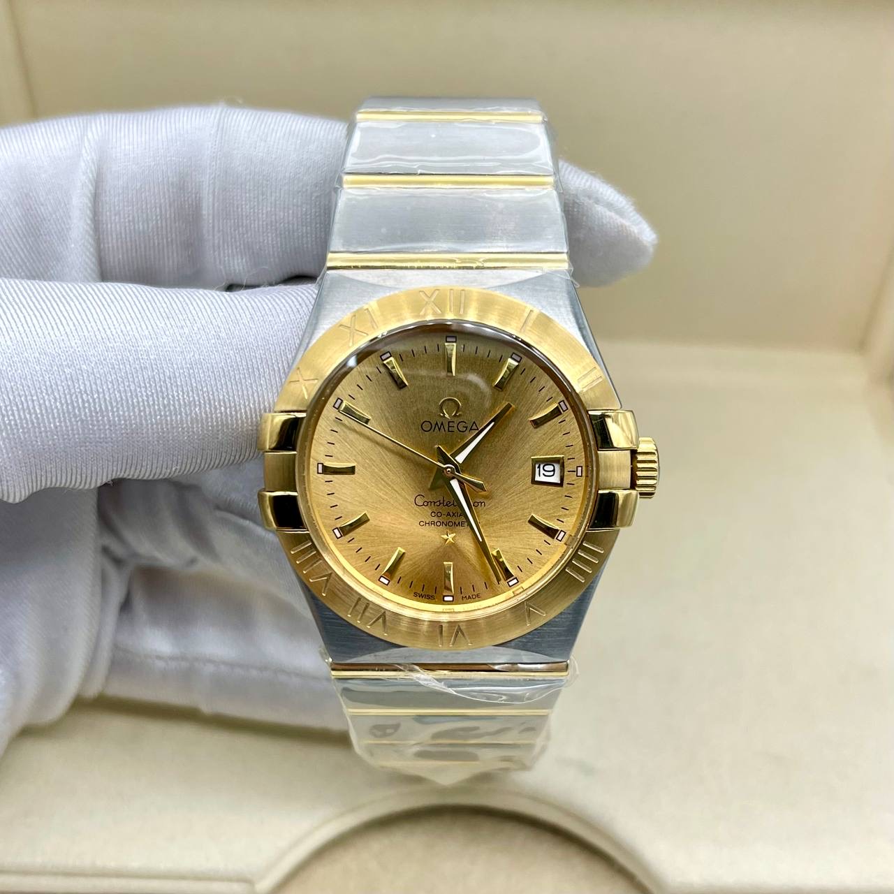 Фото часов Omega Constellation Co-axial Master 1041