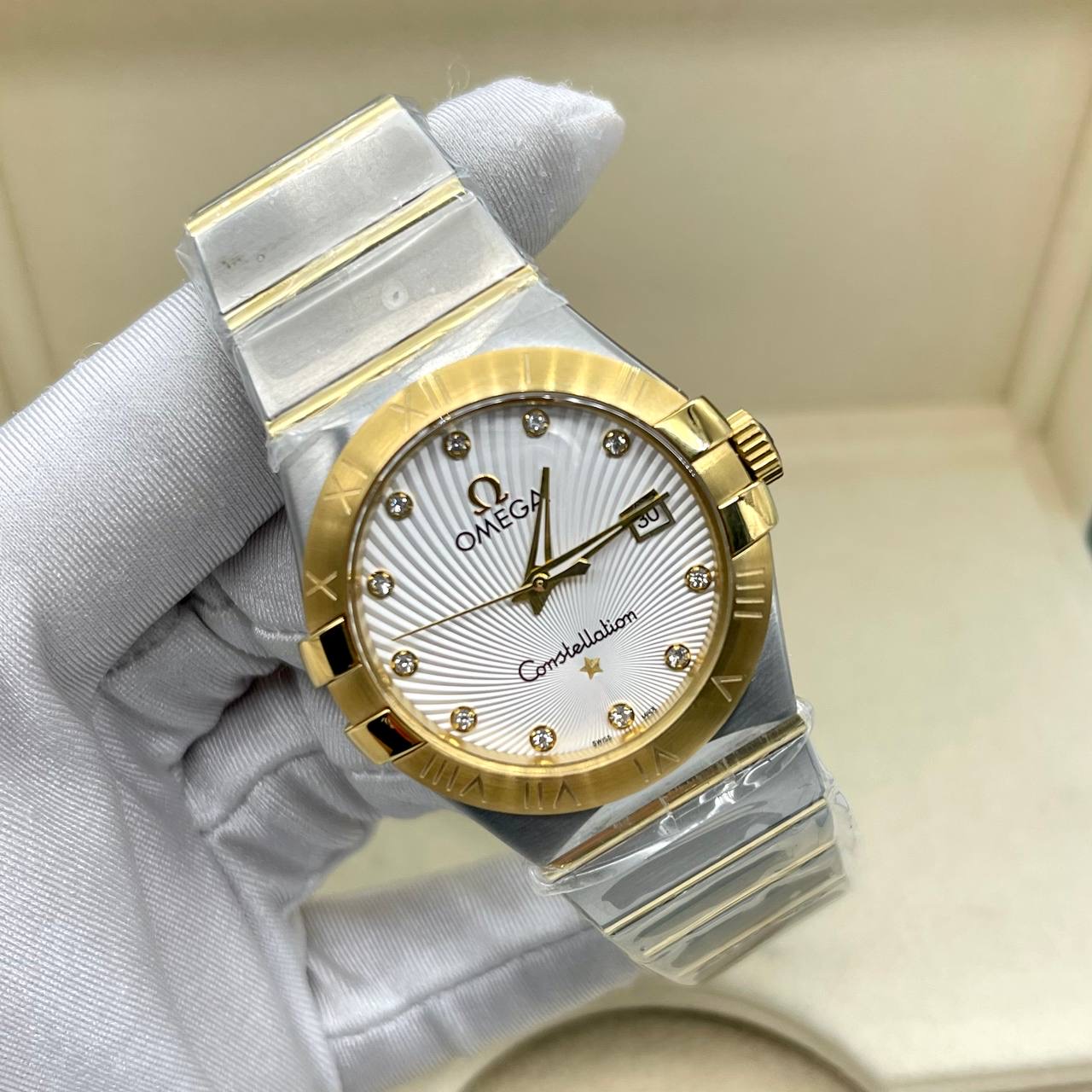 Фото часов Omega Constellation Co-axial Master 1042