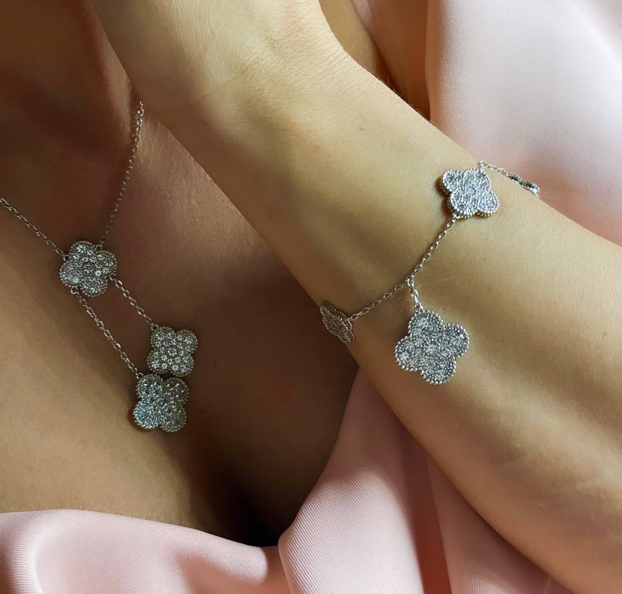 Фото браслета Van Cleef & Arpels Magic Alhambra 1347