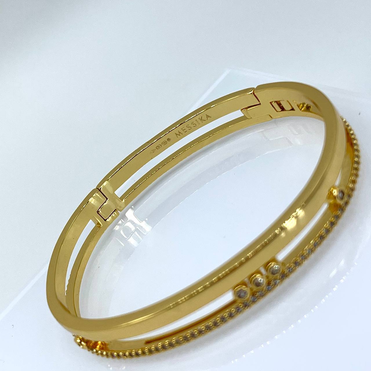 Фото браслета Messika Bangle Move Romane 1317