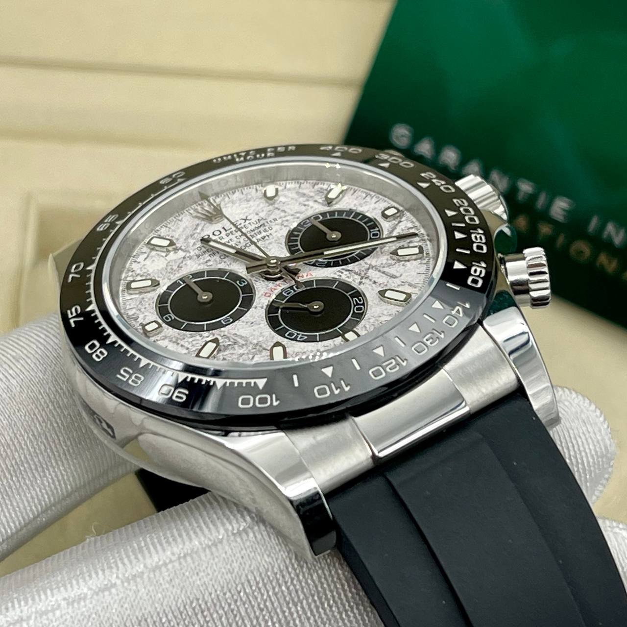 Фото часов Rolex Daytona Oyster Cosmograph 40 mm 1463