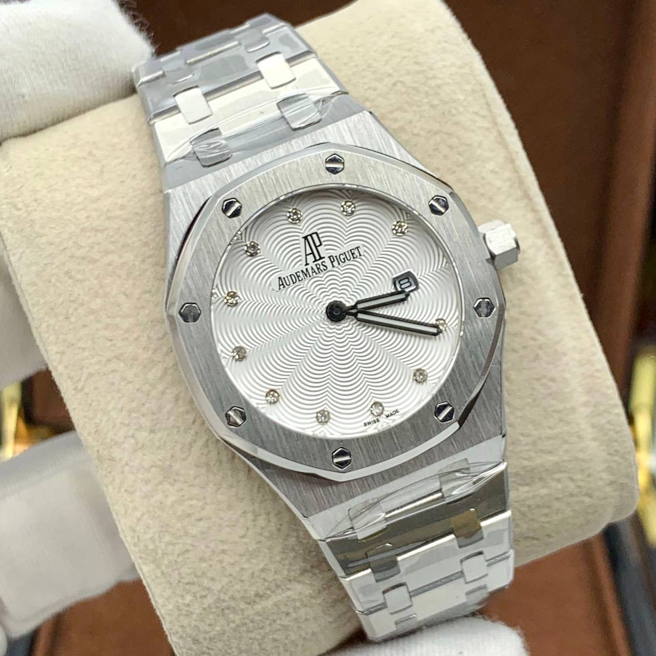 Фото часов Audemars Piguet Royal Oak Ladies Selfwinding 1596