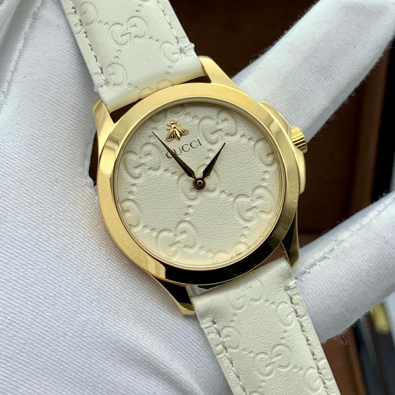 Фото часов Gucci G-Timeless 1566