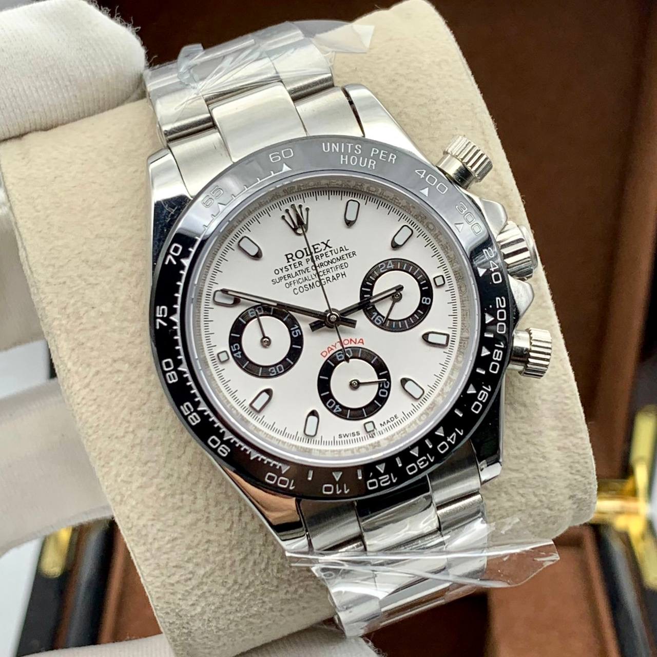 Фото часов Rolex Daytona 40 mm 1552