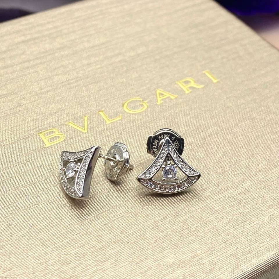 Фото Серьги Bvlgari Divas' Dream B1140