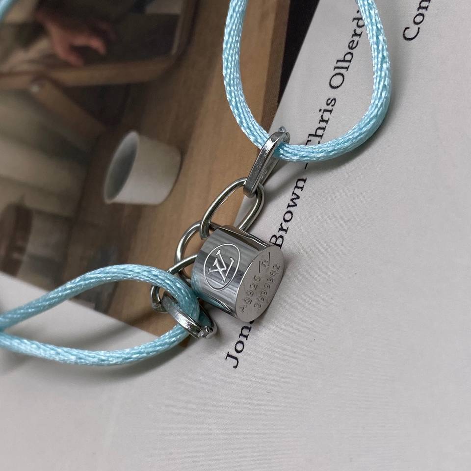 Фото Браслет Louis Vuitton Silver Lockit x Virgil Abloh B1287