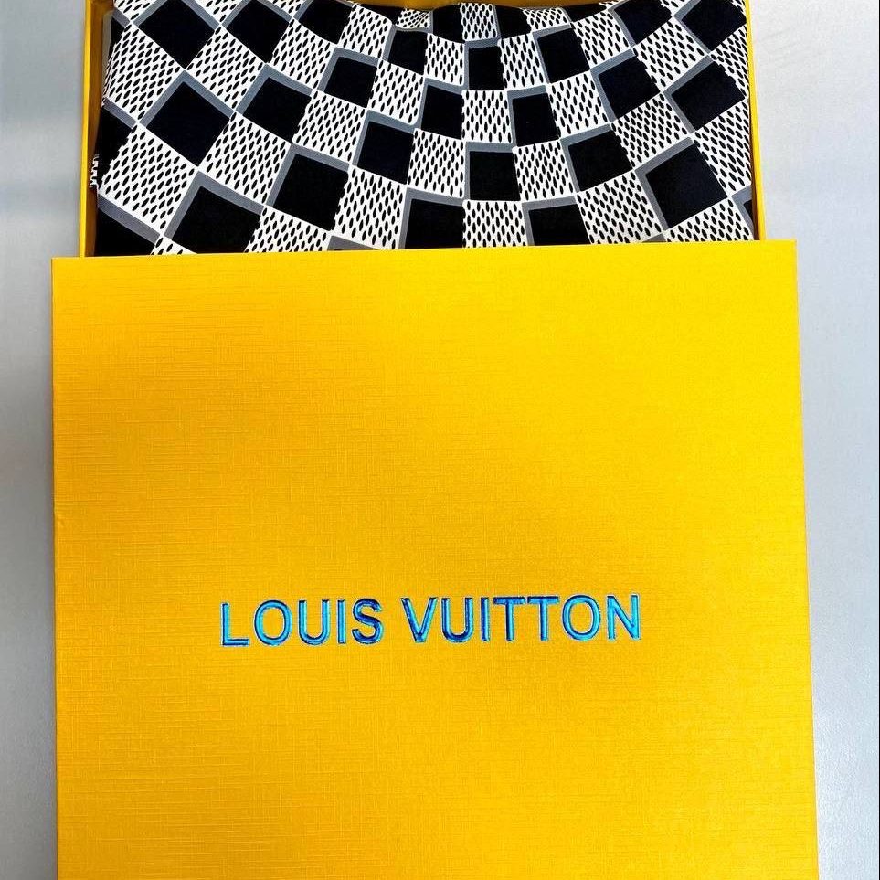 Фото Платок Louis Vuitton S1394