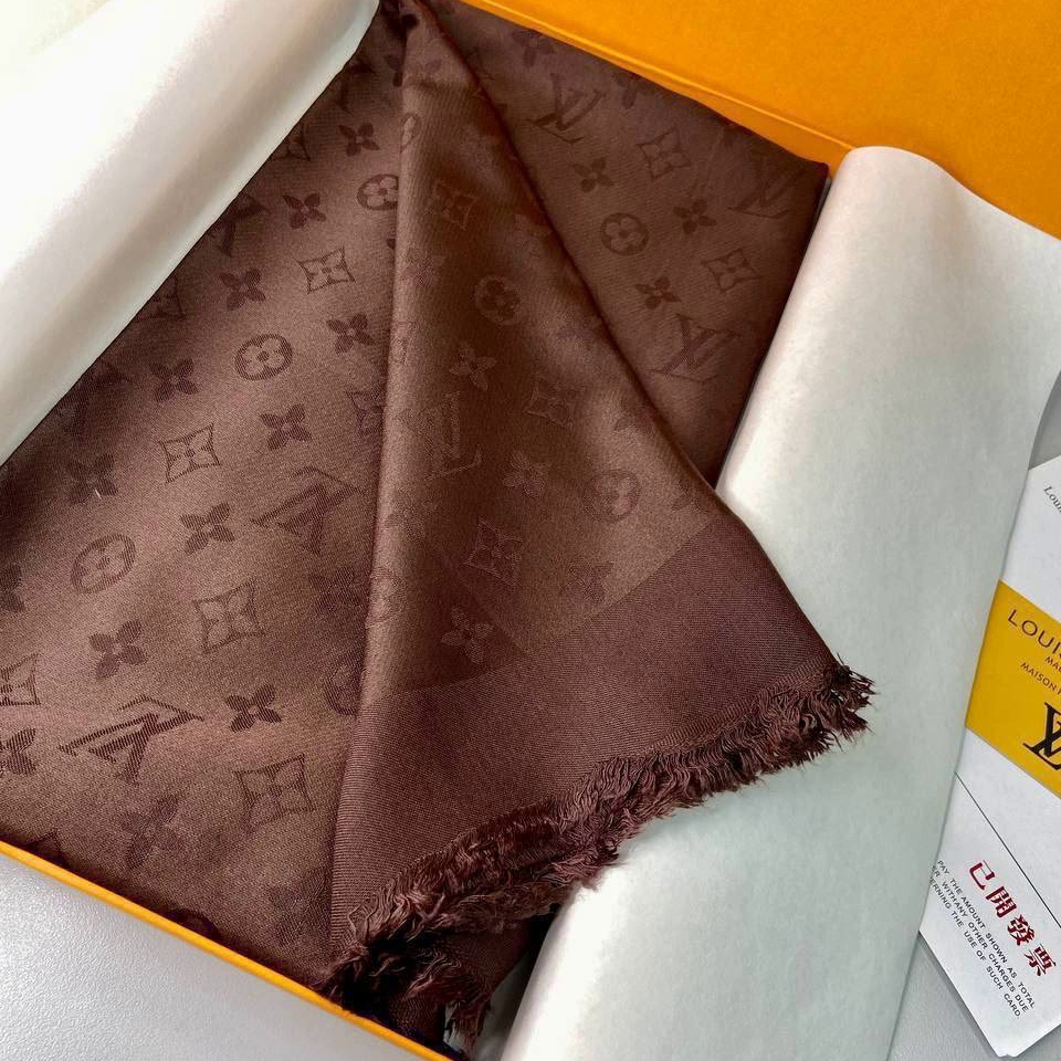 Фото Палантин Louis Vuitton Monogram M1151