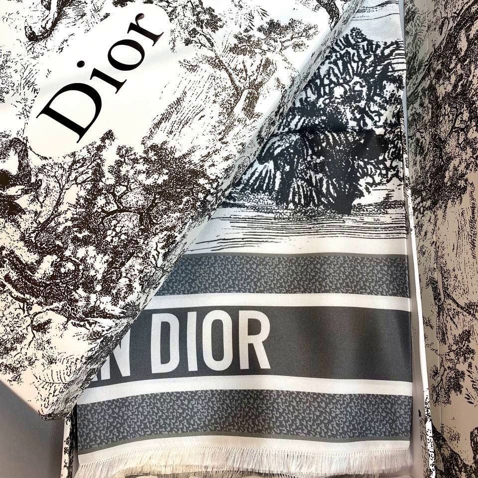 Фото Платок Dior M1153