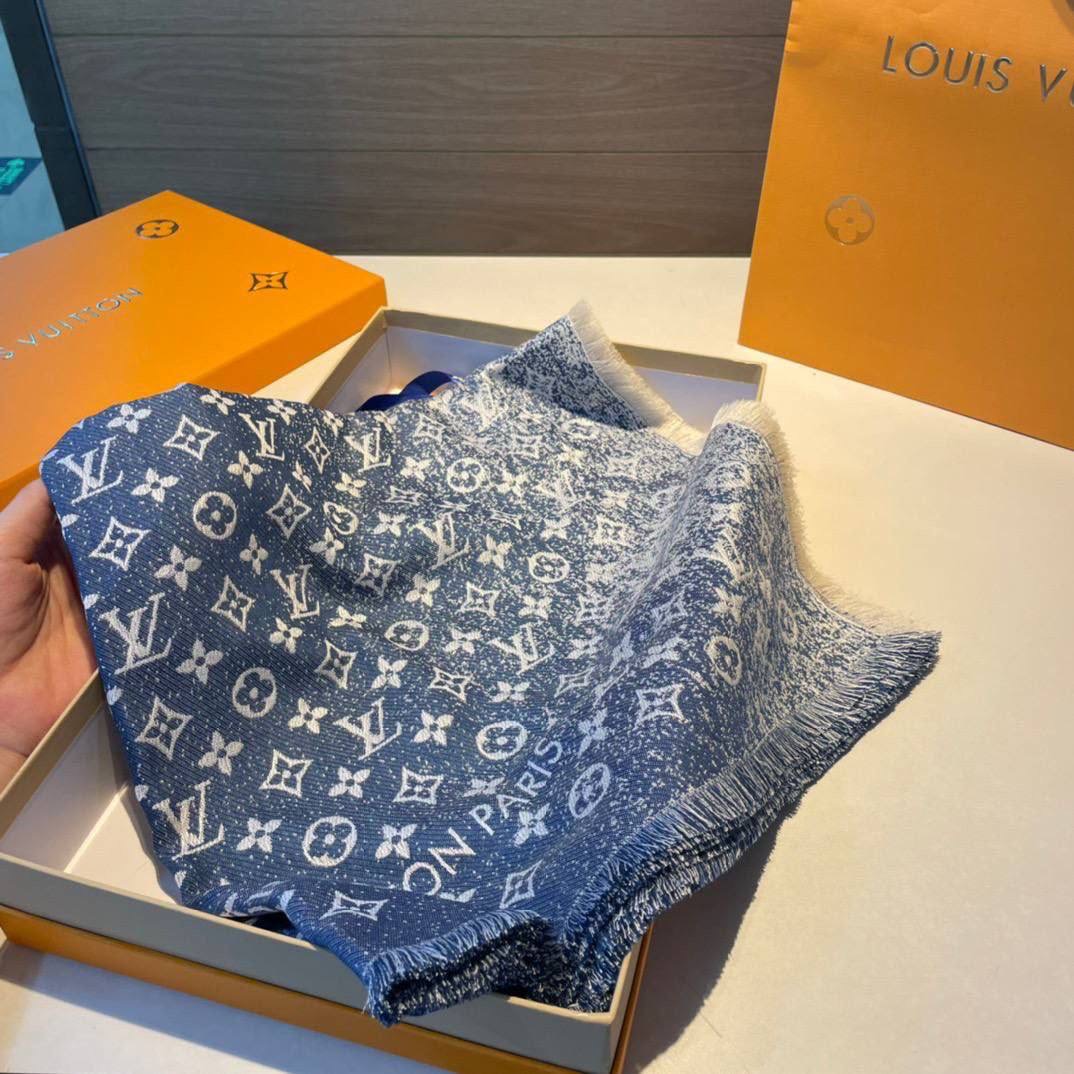 Фото Палантин Louis Vuitton Monogram M1157