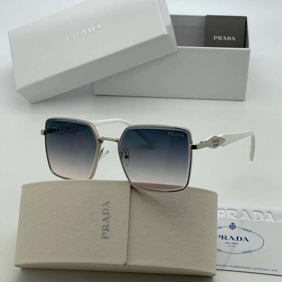 Фото Очки Prada S1541