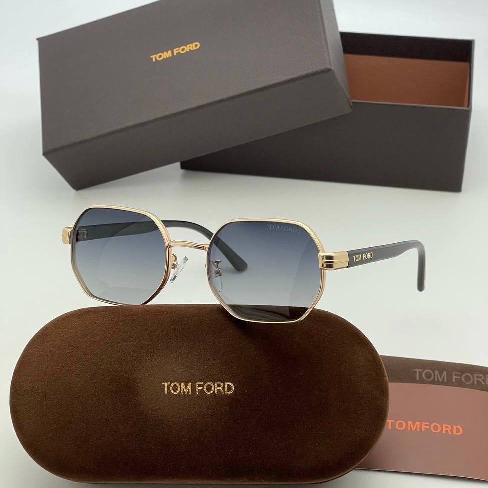 Фото Очки Tom Ford S1551