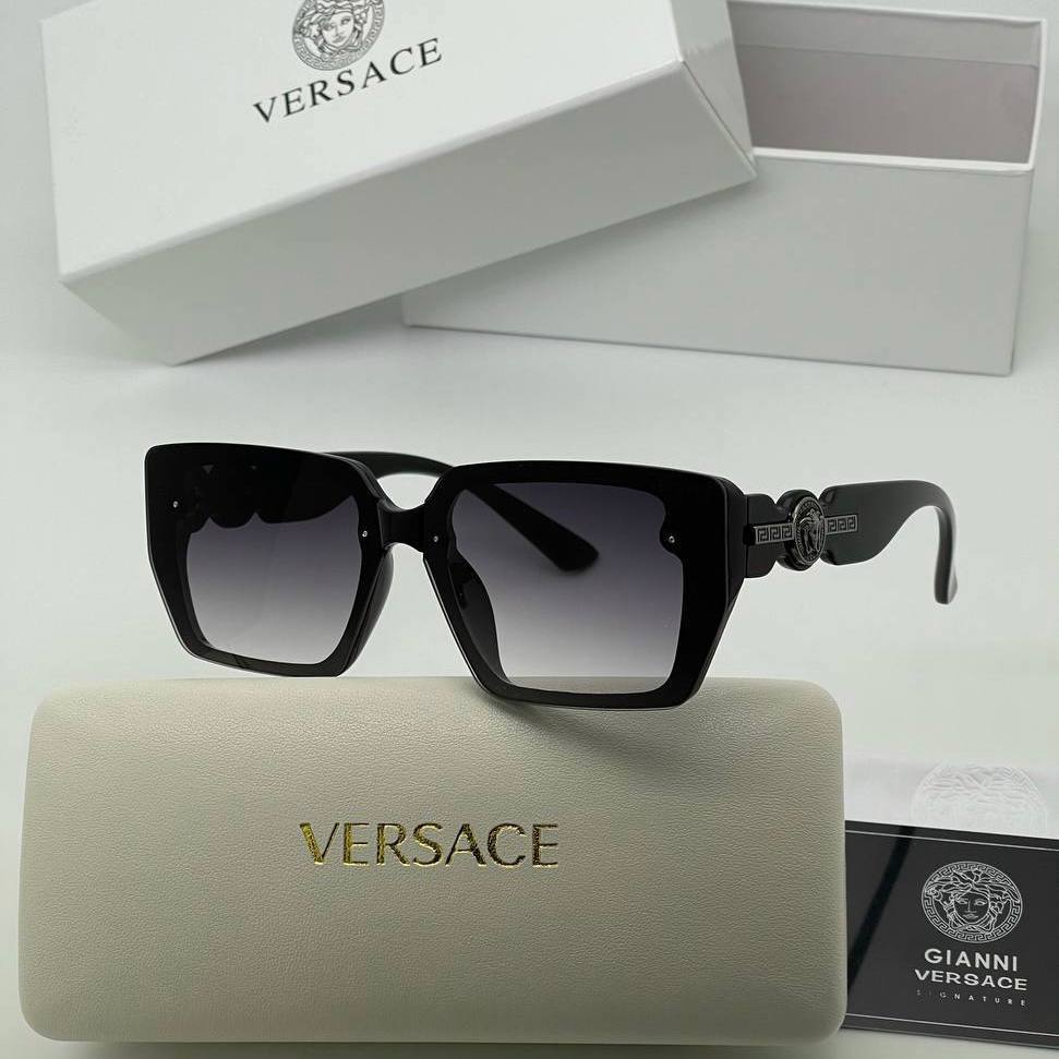 Фото Очки Versace S1573