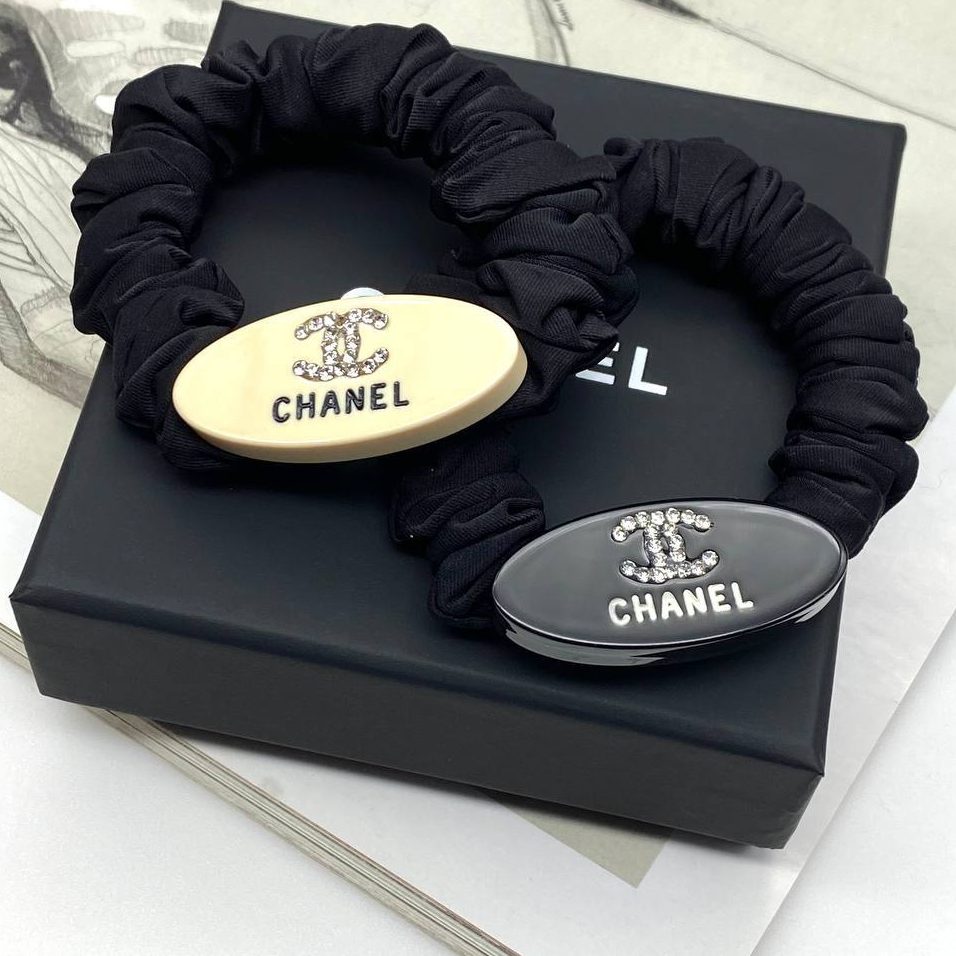 Фото Резинка для волос Chanel S1797