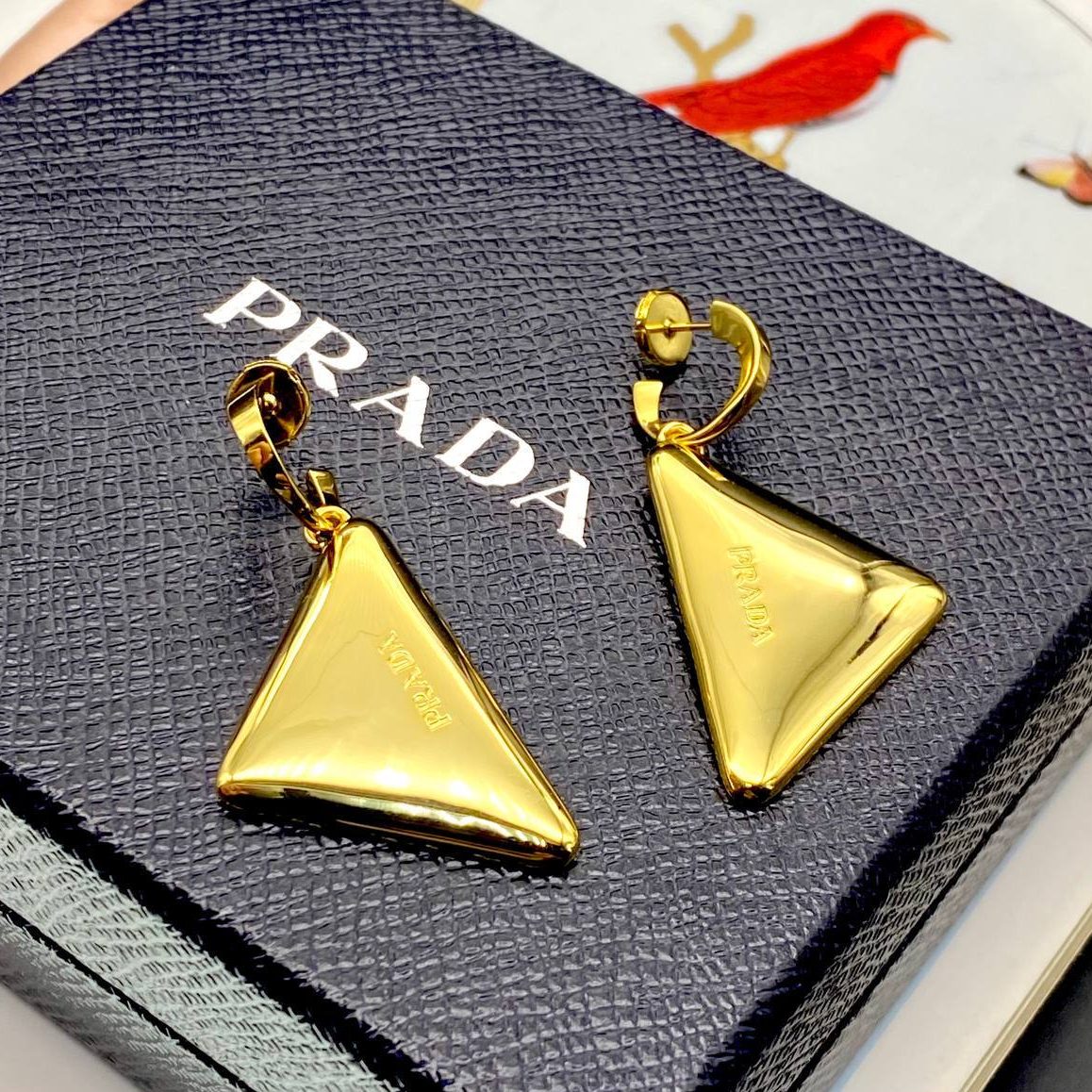 Фото Серьги Prada S1835