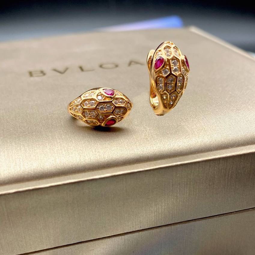 Фото Серьги Bvlgari Serpenti B1528