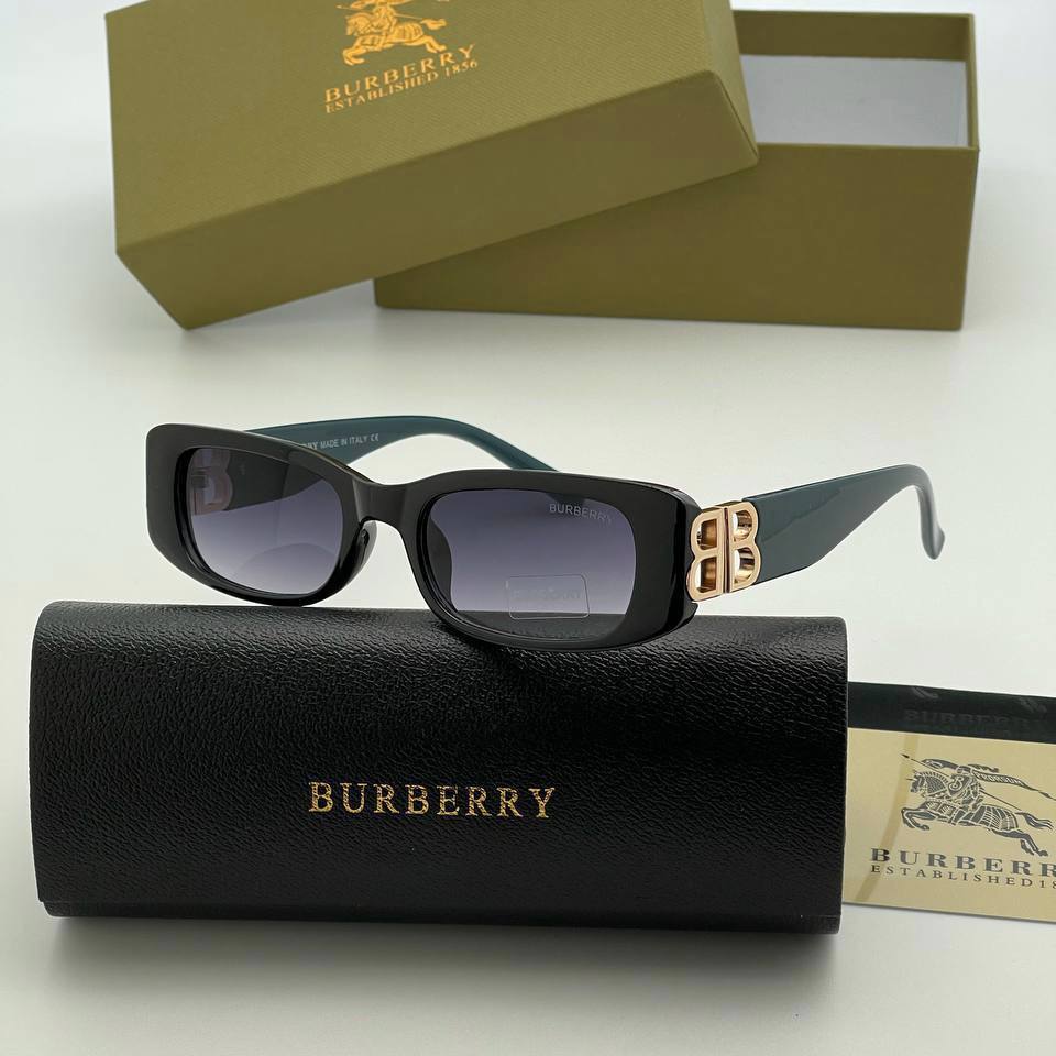 Фото Очки Burberry S1957