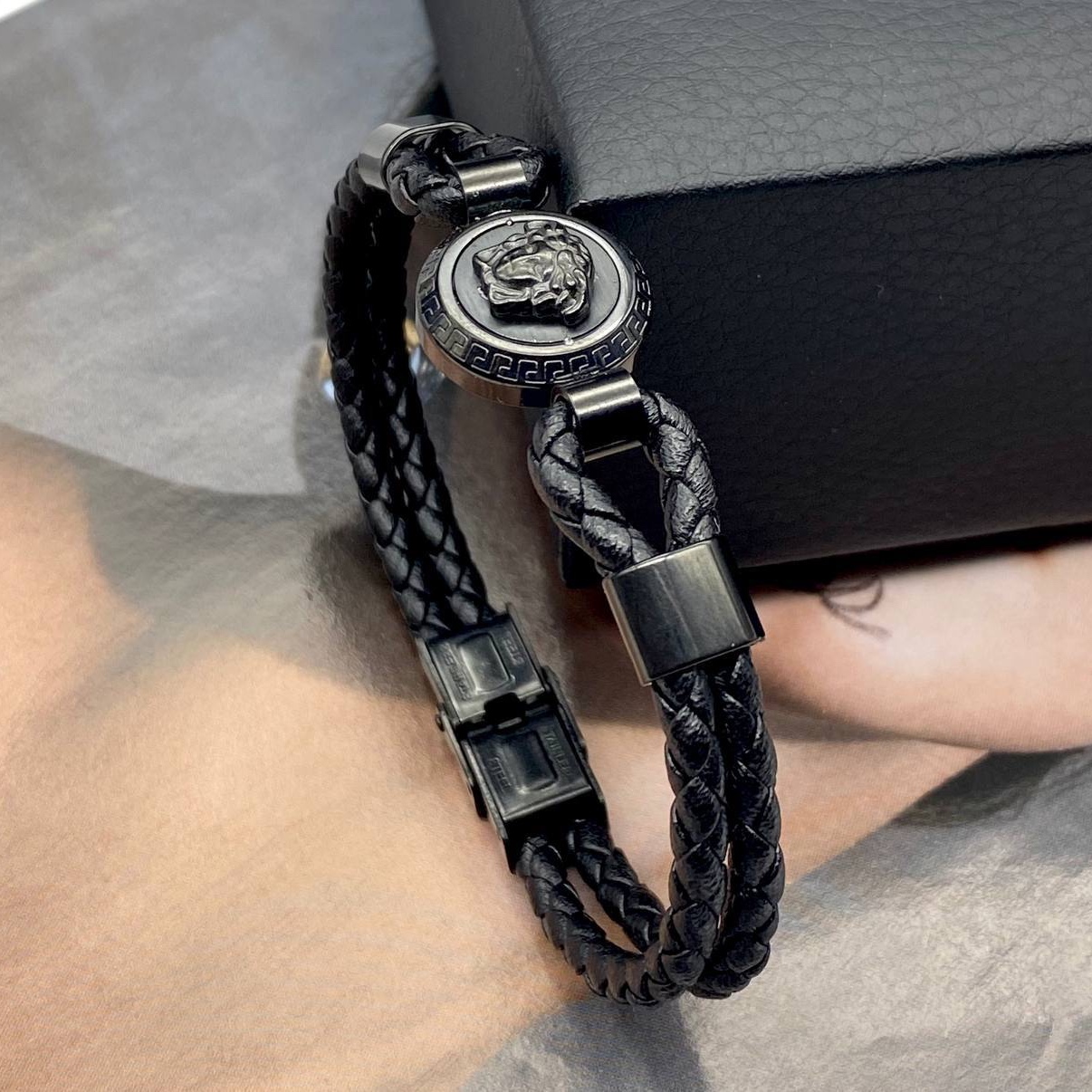 Фото Браслет Versace Medusa Greca B1640