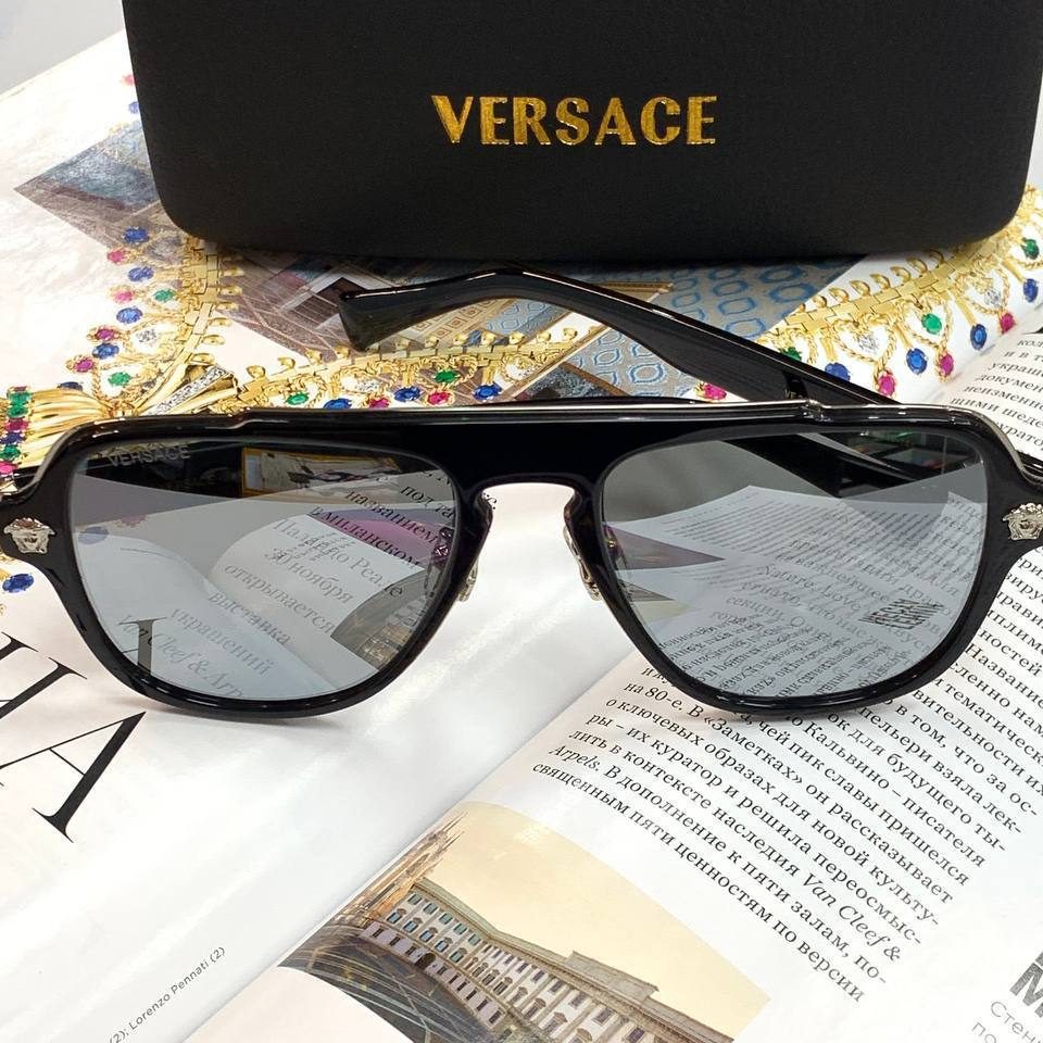 Фото Очки Versace Medusa S2660