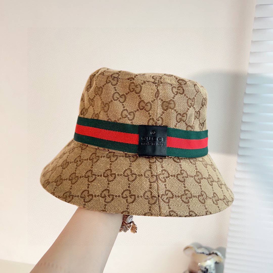 Фото Панама Gucci GG S2721