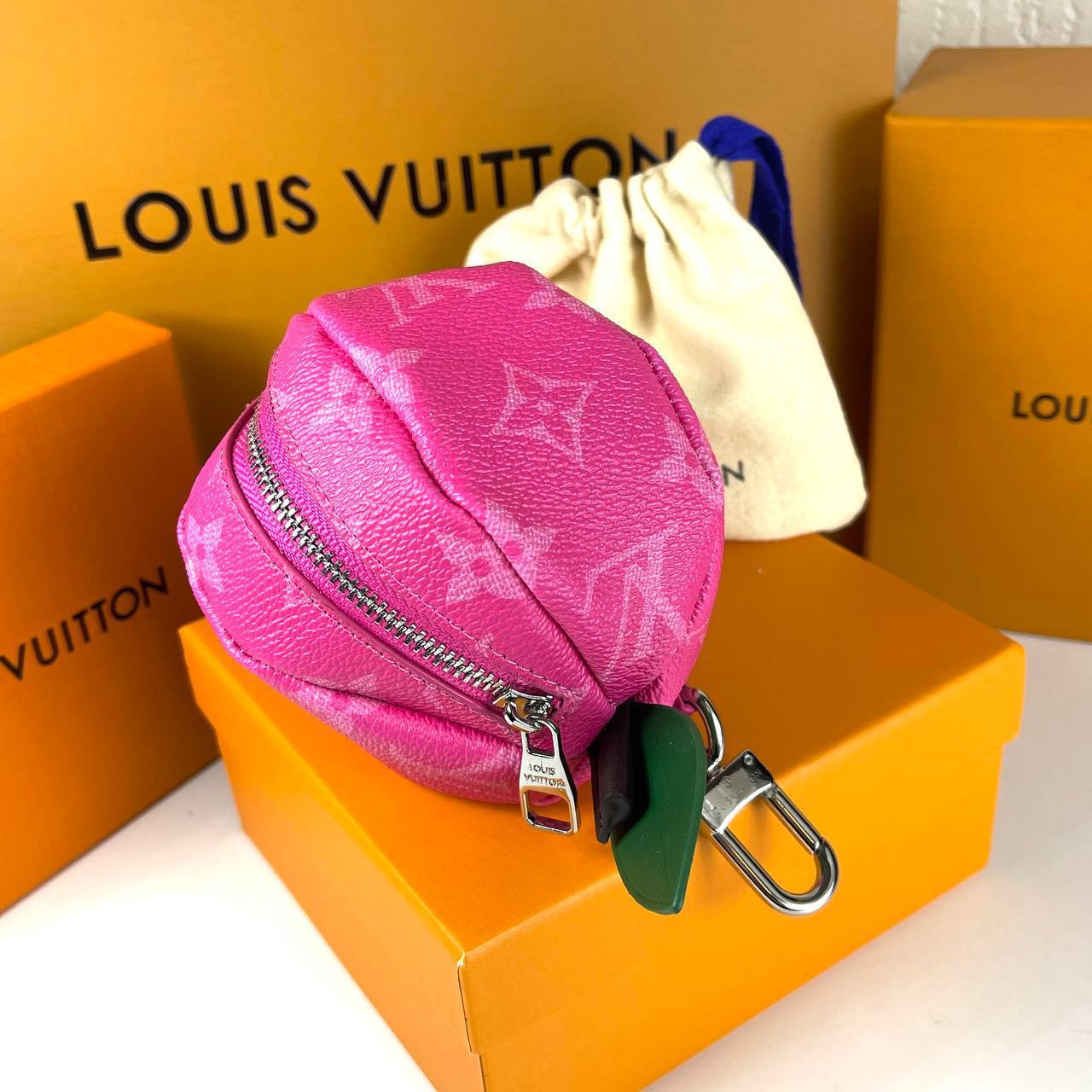 Фото Брелок-ключница Louis Vuitton S2759