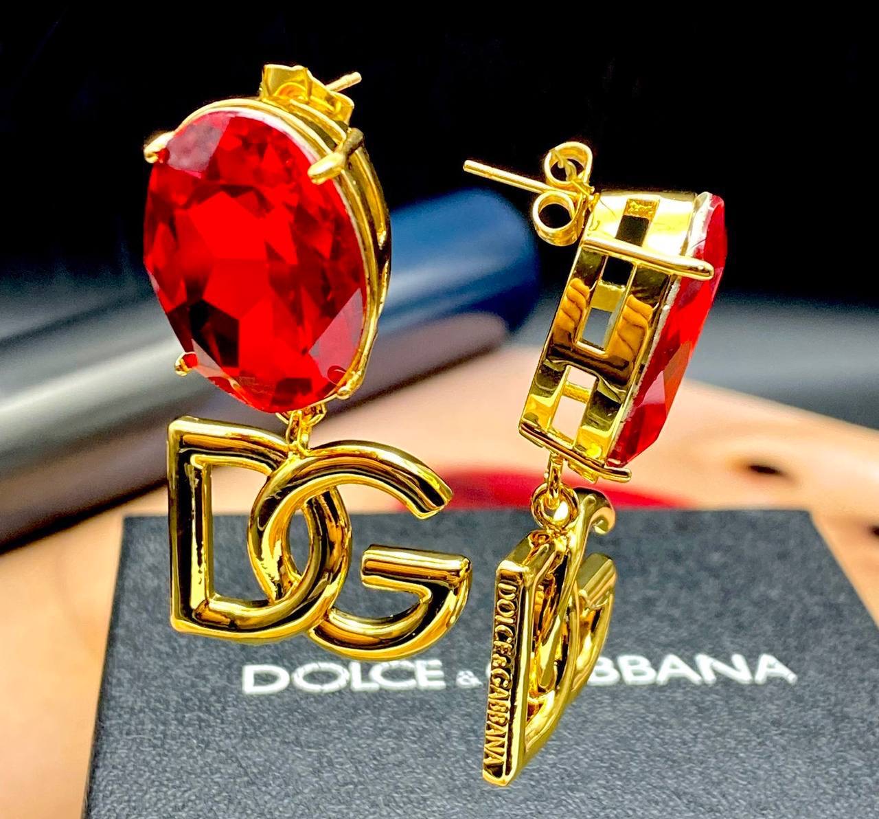 Фото Серьги Dolce Gabbana Logo B1875