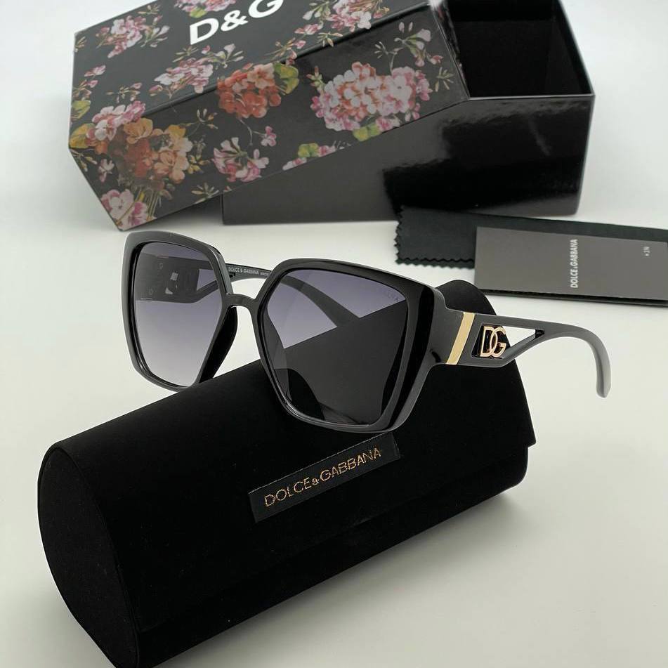 Фото Очки Dolce & Gabbana S2921