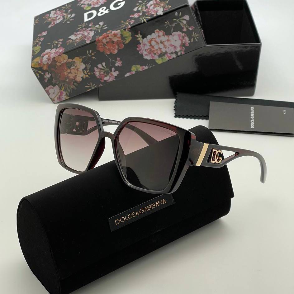 Фото Очки Dolce & Gabbana S2922