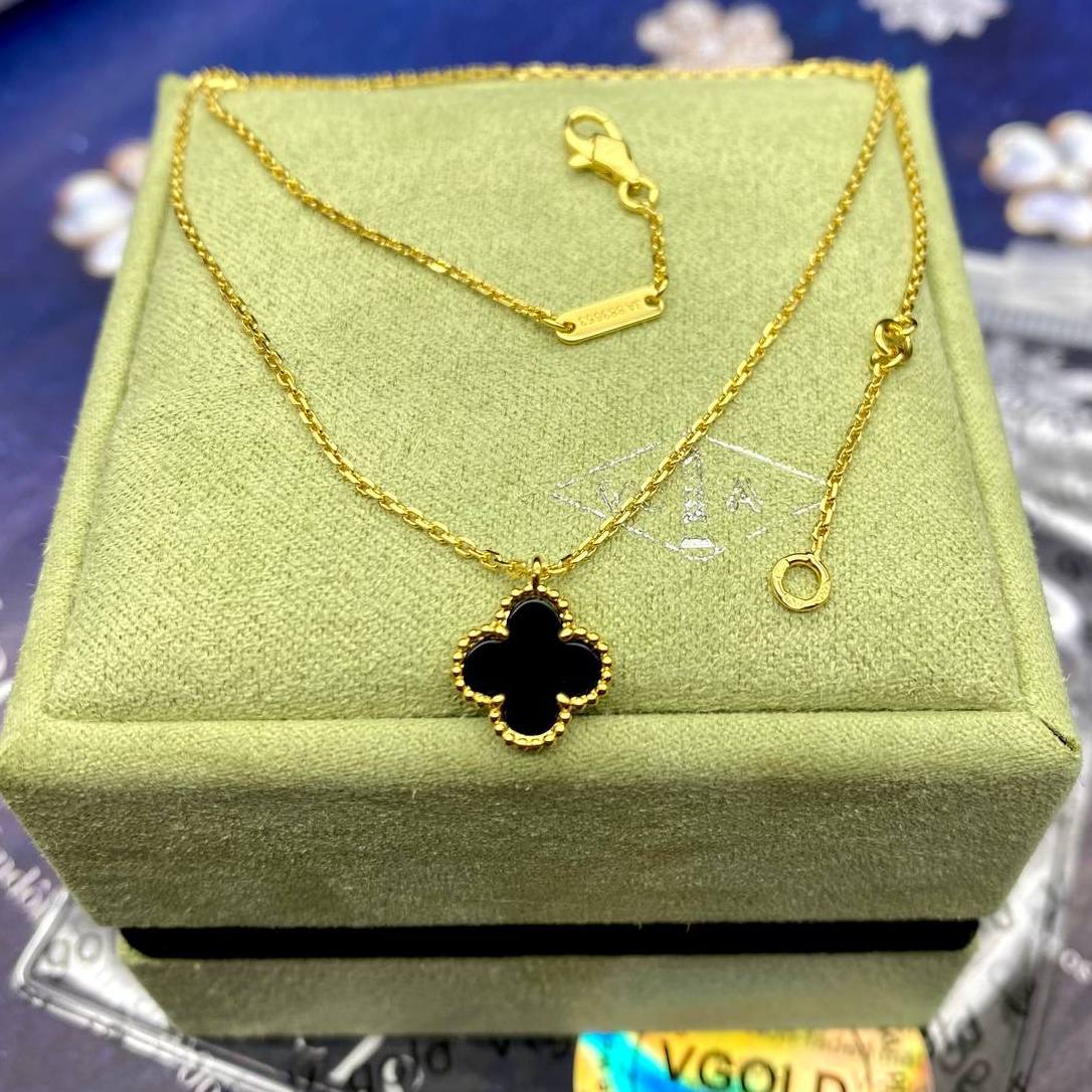 Фото Колье Van Cleef & Arpels Vintage Alhambra S3175