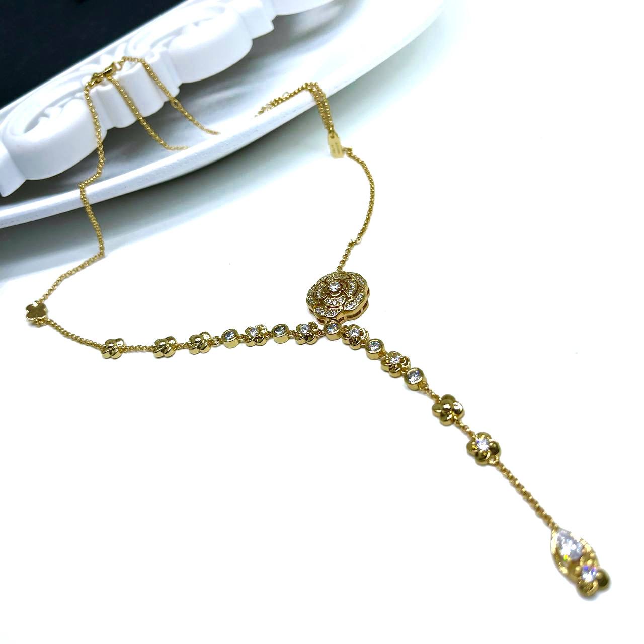 Фото Колье Chanel Bouton de Camelia B2044