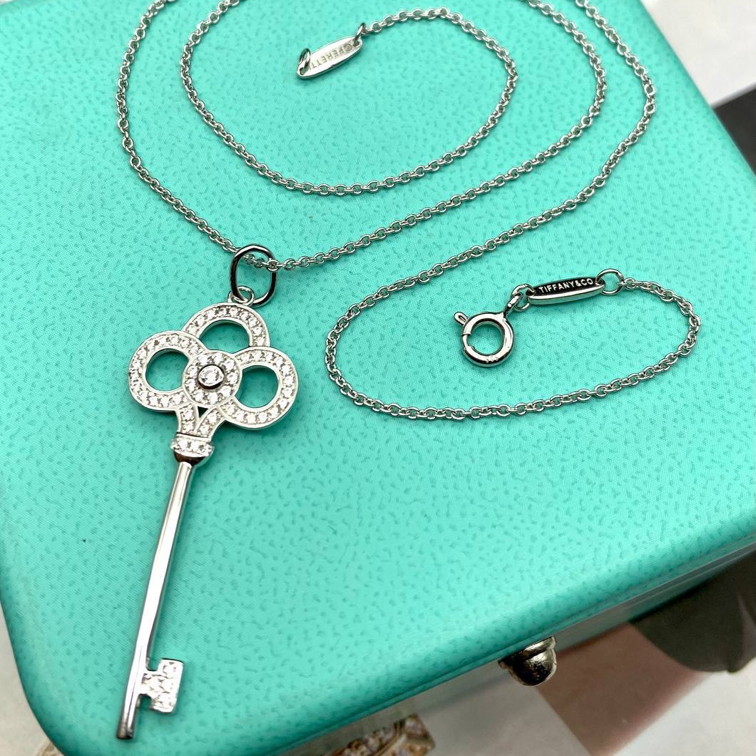 Фото Подвеска на цепочке Tiffany & Co Keys B2092