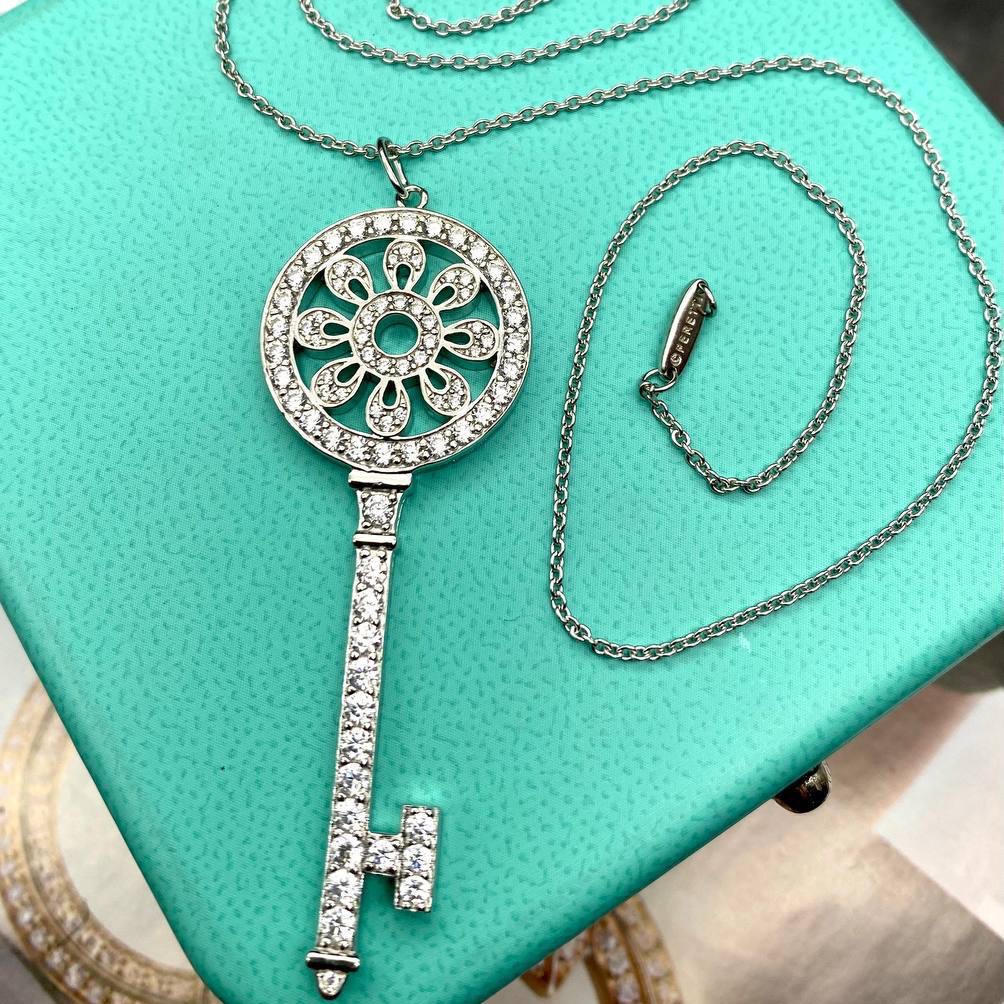 Фото Подвеска на цепочке Tiffany & Co Keys B2093