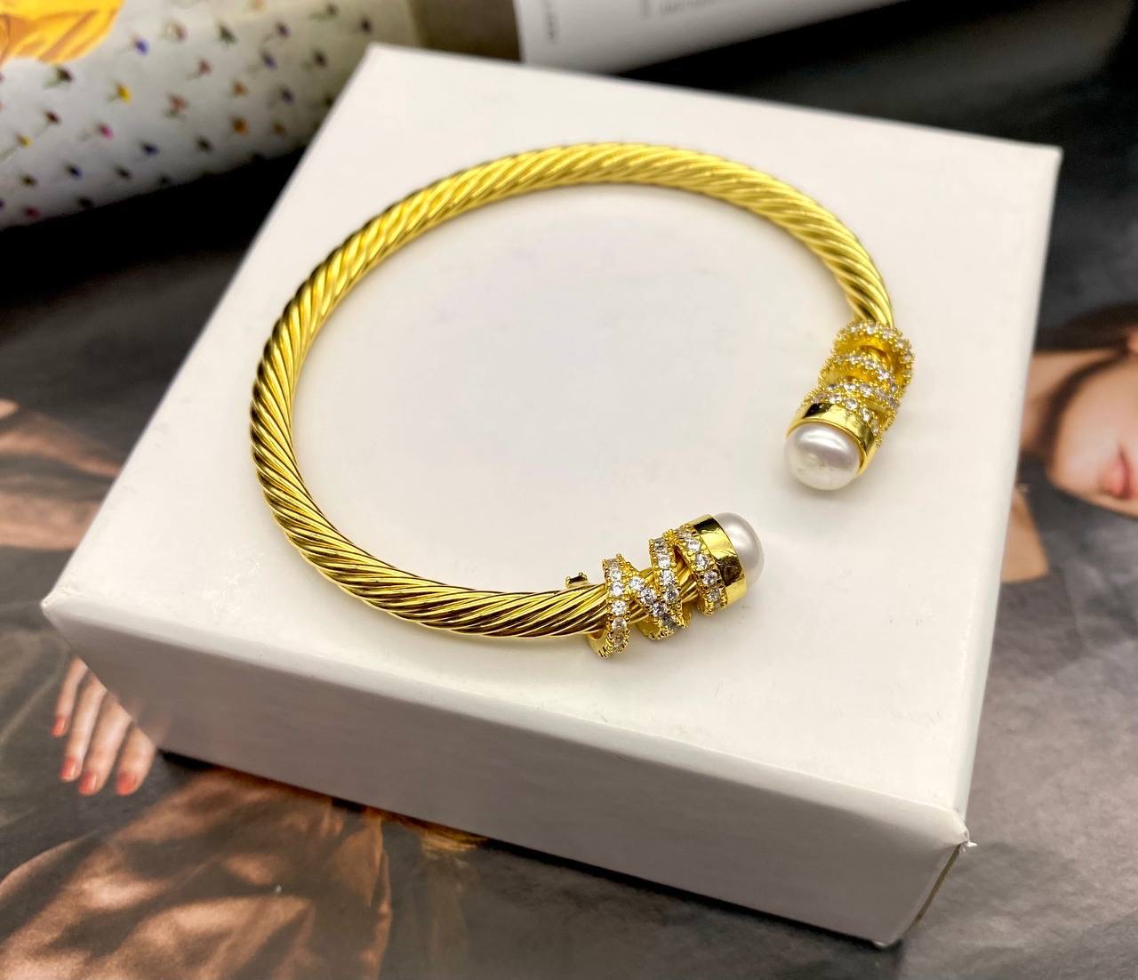 Фото Браслет David Yurman Petite Helena Cablespira B2334