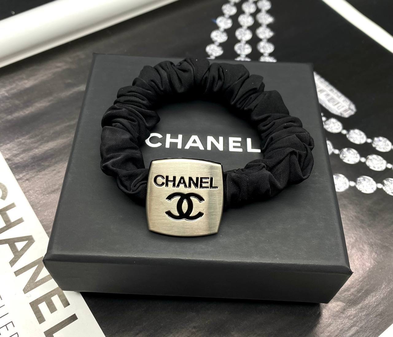 Фото Резинка для волос Chanel B2354