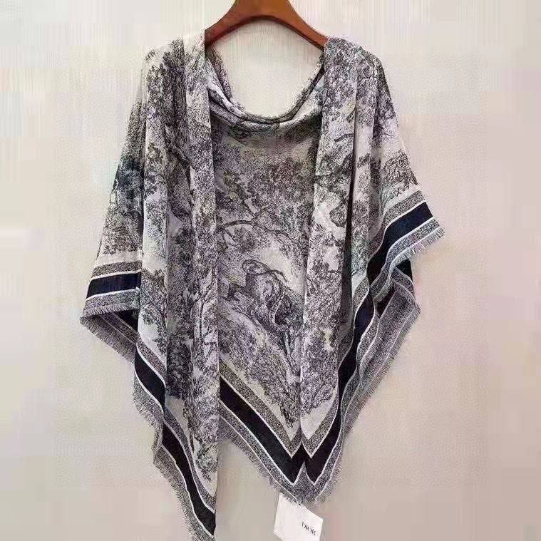 Фото Палантина Dior Toile de Jouy Sauvage S3306