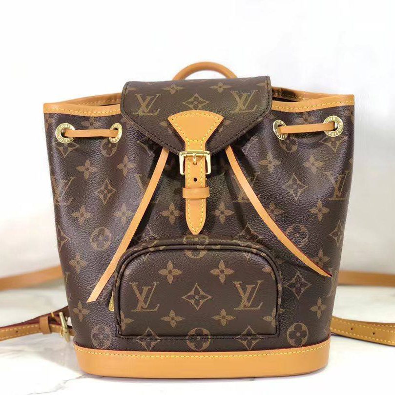 Фото рюкзака Louis Vuitton Montsouris S3313