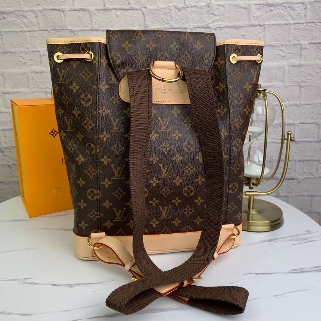 Фото Рюкзак Louis Vuitton Montsouris S3315