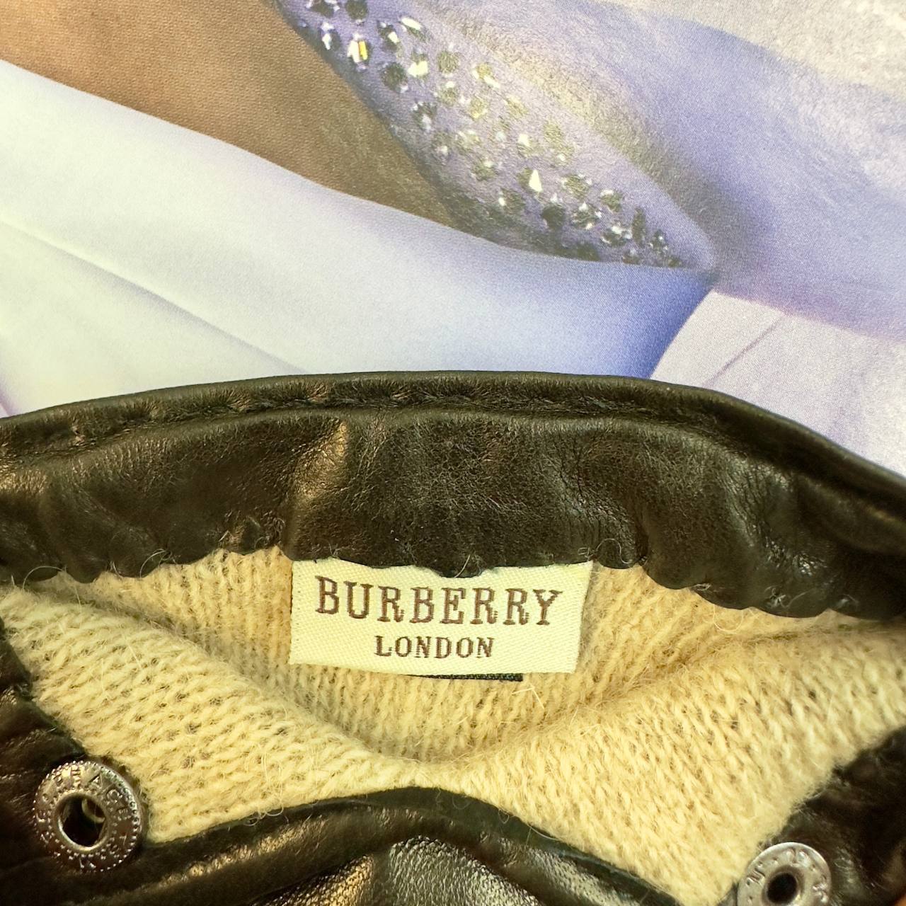 Фото Перчатки Burberry S3317