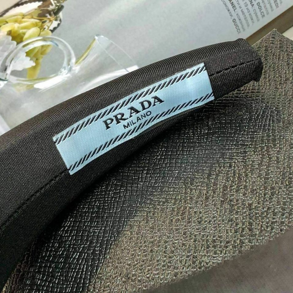 Фото ободка Prada S3326