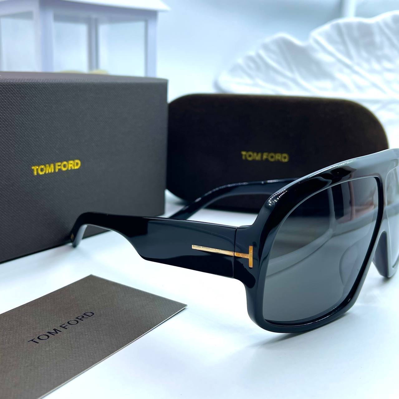 Фото Очки Tom Ford B2468