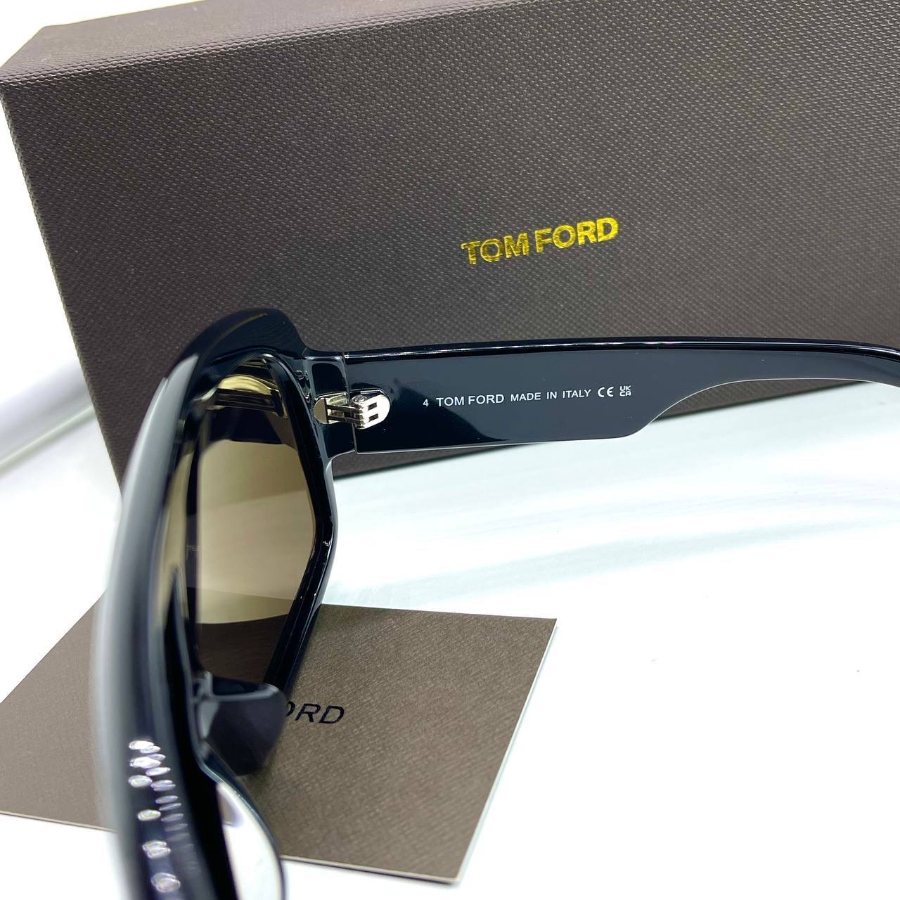 Фото Очки Tom Ford B2468