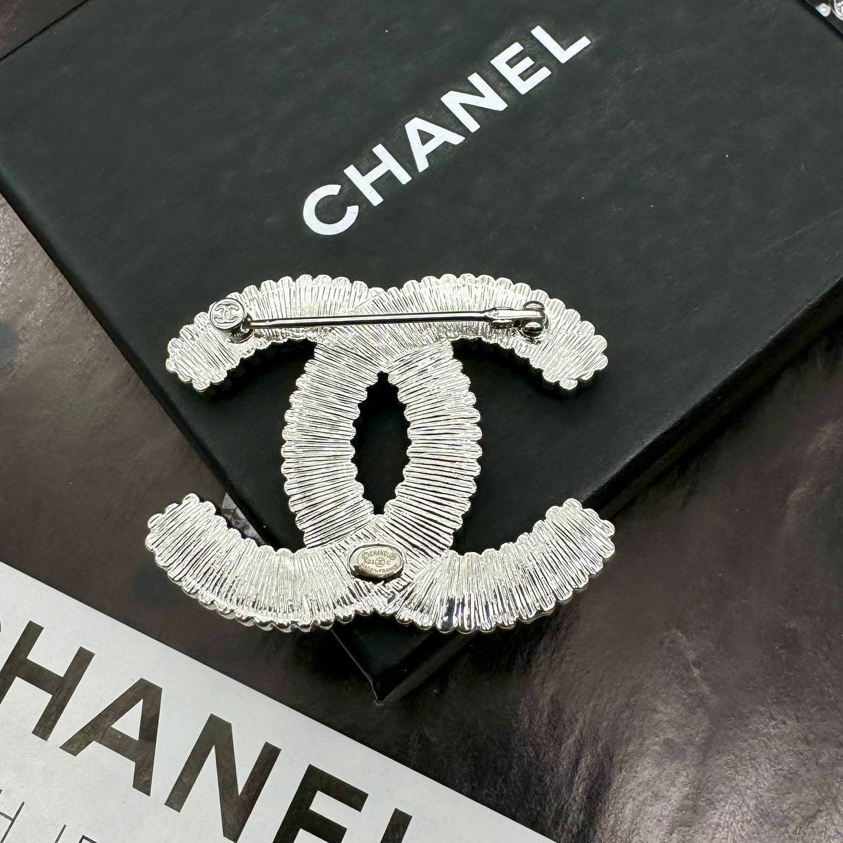 Фото Брошь Chanel M1827