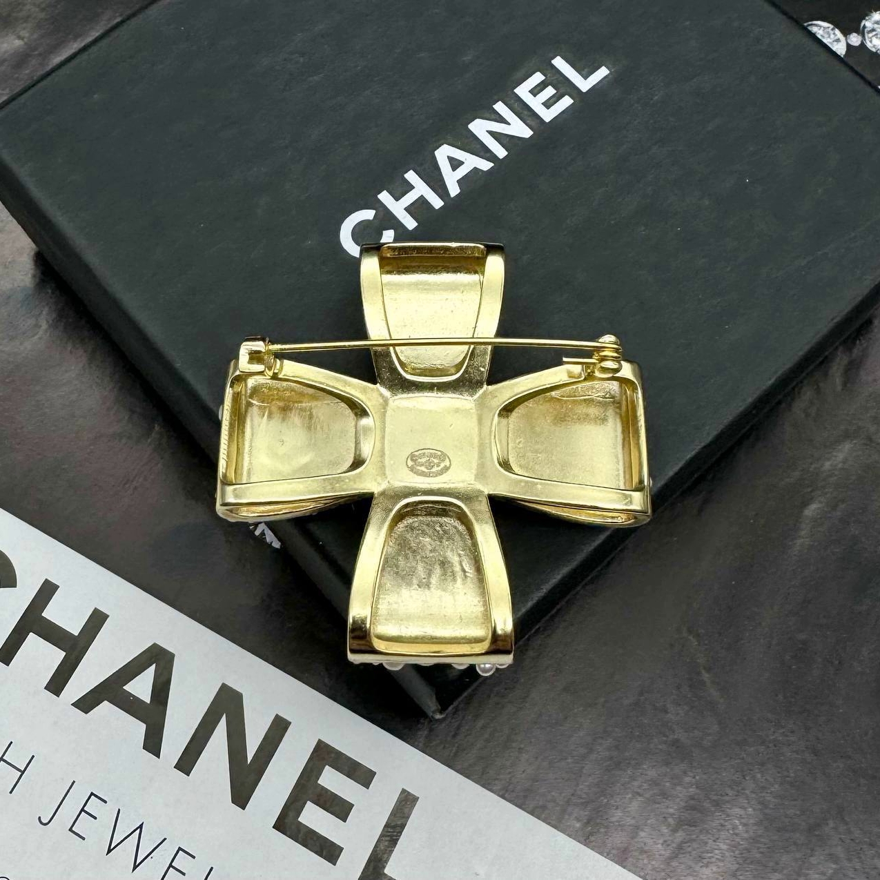 Фото Брошь Chanel M1829